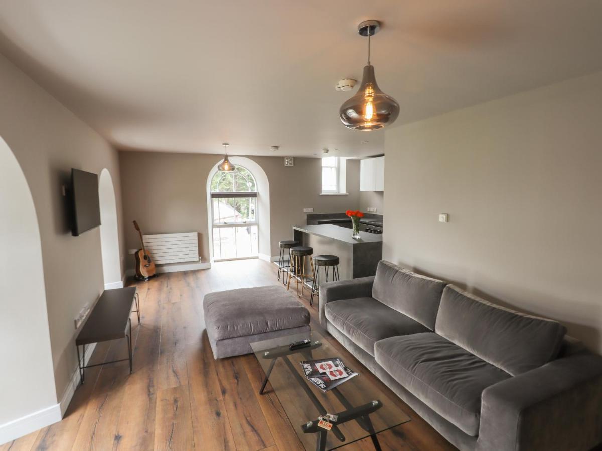 The Breathe Residence 拉尔 外观 照片